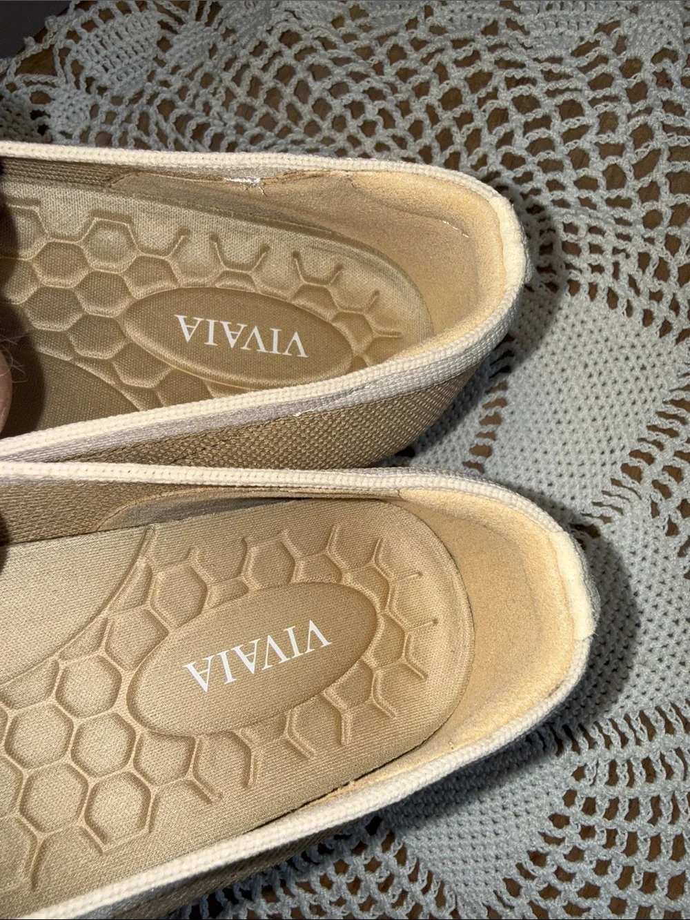 Vivaia Women’s Neutral Beige Loafers - Slip-On Knit Flats Size 38